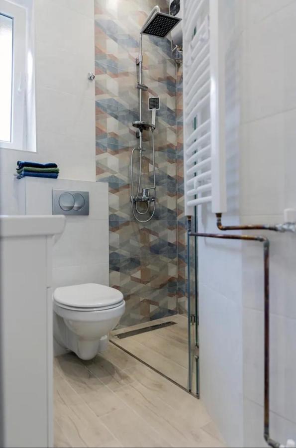 Apartament New In The Center Novi Sad